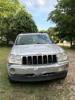 2005 jeep Cherokee Laredo