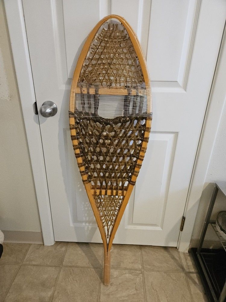 Snowshoes " Canada "