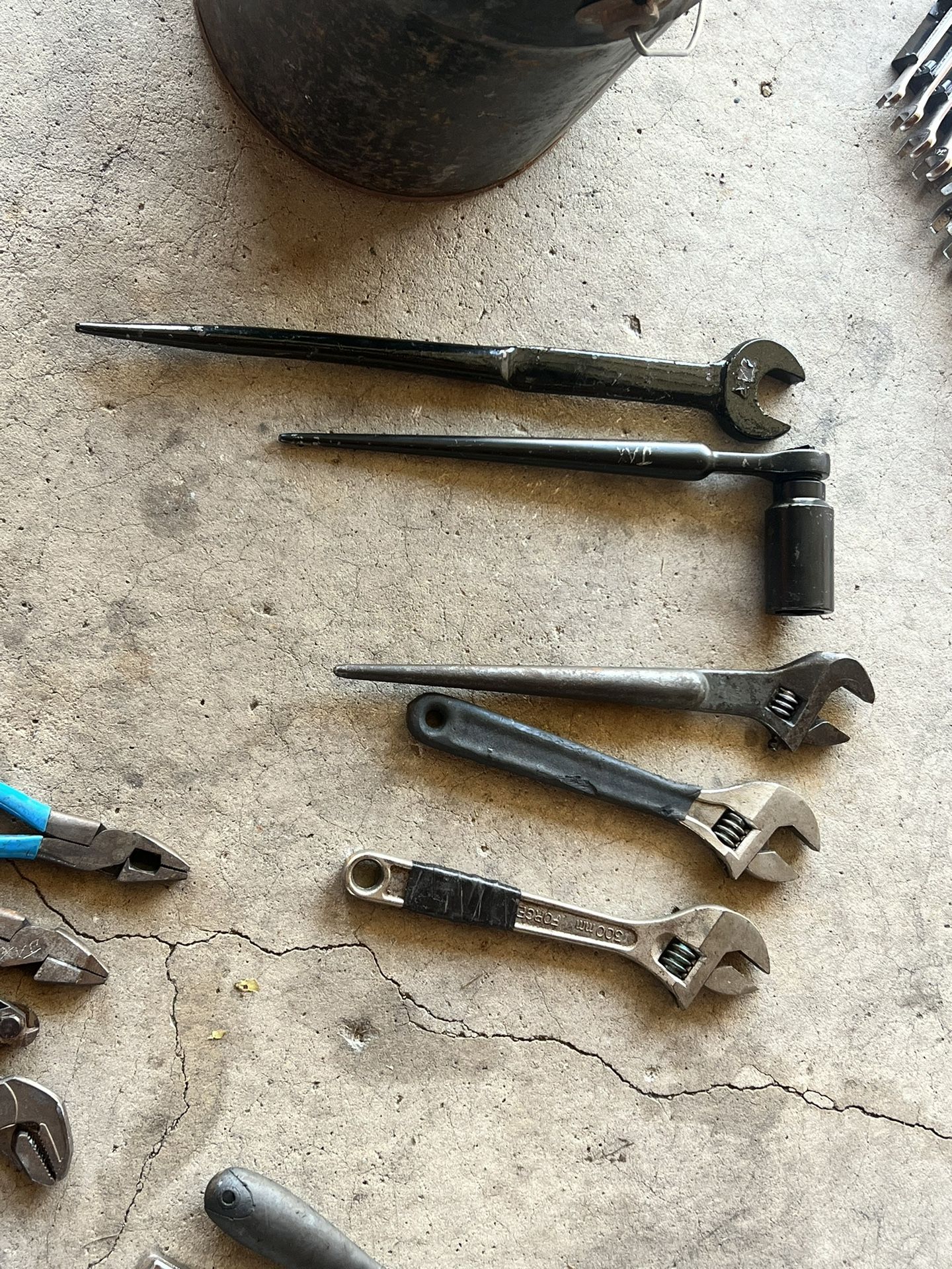 Rachet …crescent Wrenches 