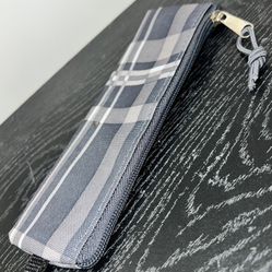 Miscellaneous Compact Pouch  