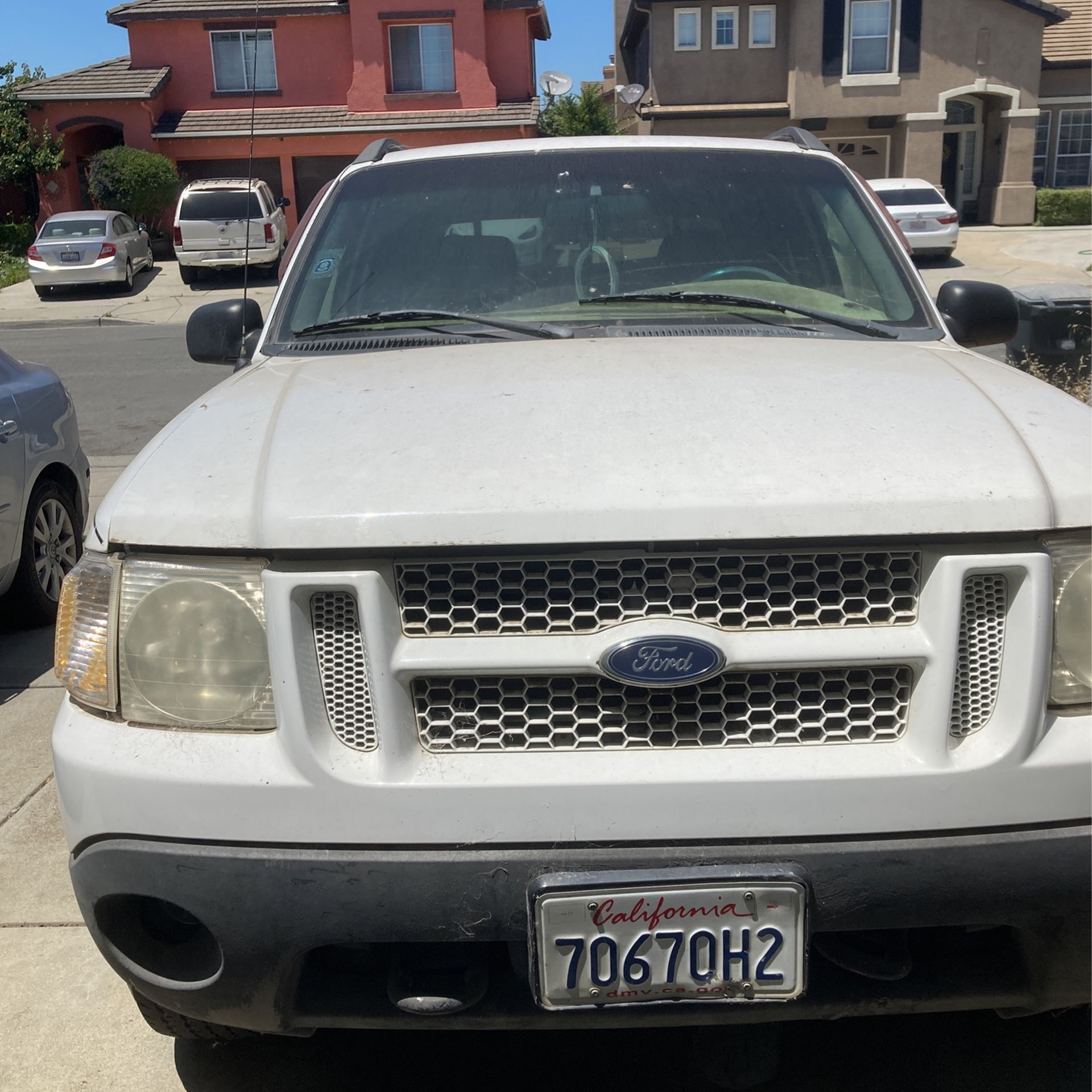 2000 Ford Explorer