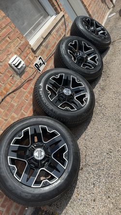 18” rims and tires universal 5x127 bolt patter. Other patter unknown probably 5x114.3 or 5x120