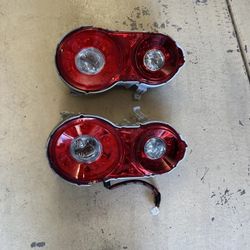 Genuine Nissan R35 GT-R GTR Rear Taillamp Taillights Pair LH+RH P/N 26555-62B2A