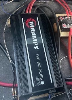 Taramps Big Boss  Bass 8k amplifier