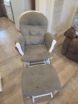 Rocking chair and ottoman