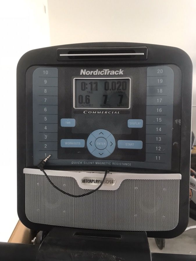 NordicTrack commercial 400 stationary bike for Sale in Chandler, AZ