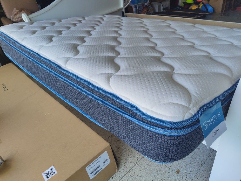 Sleepys Calm Memory Foam Full Size Mattress