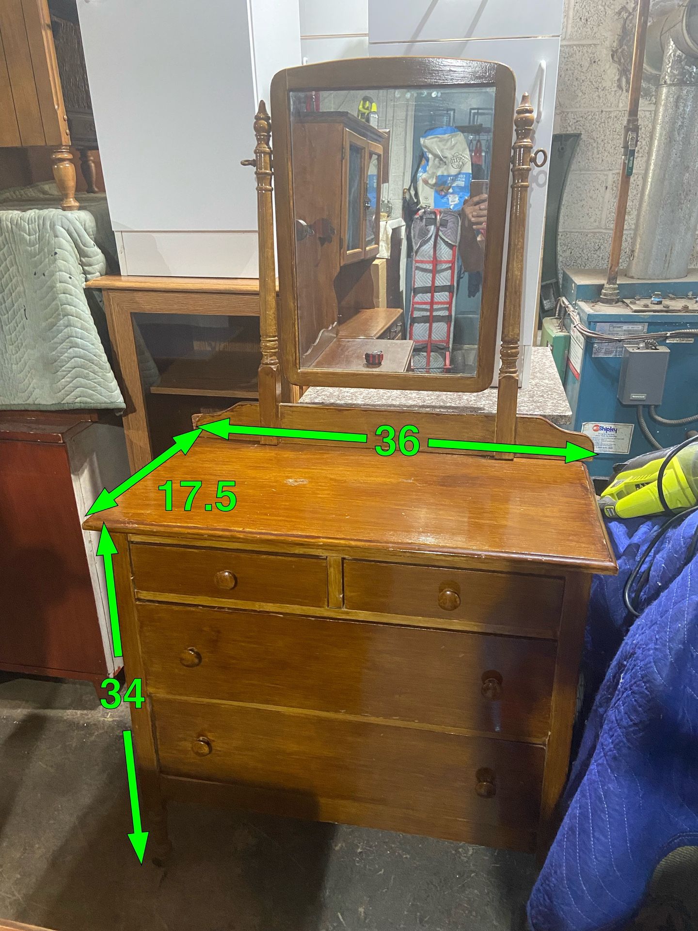 4 Drawer Dresser With Mirror