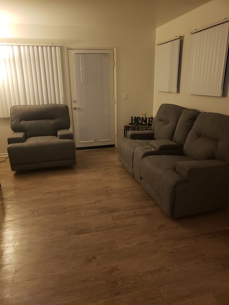 Recliner Couch And Love Seat
