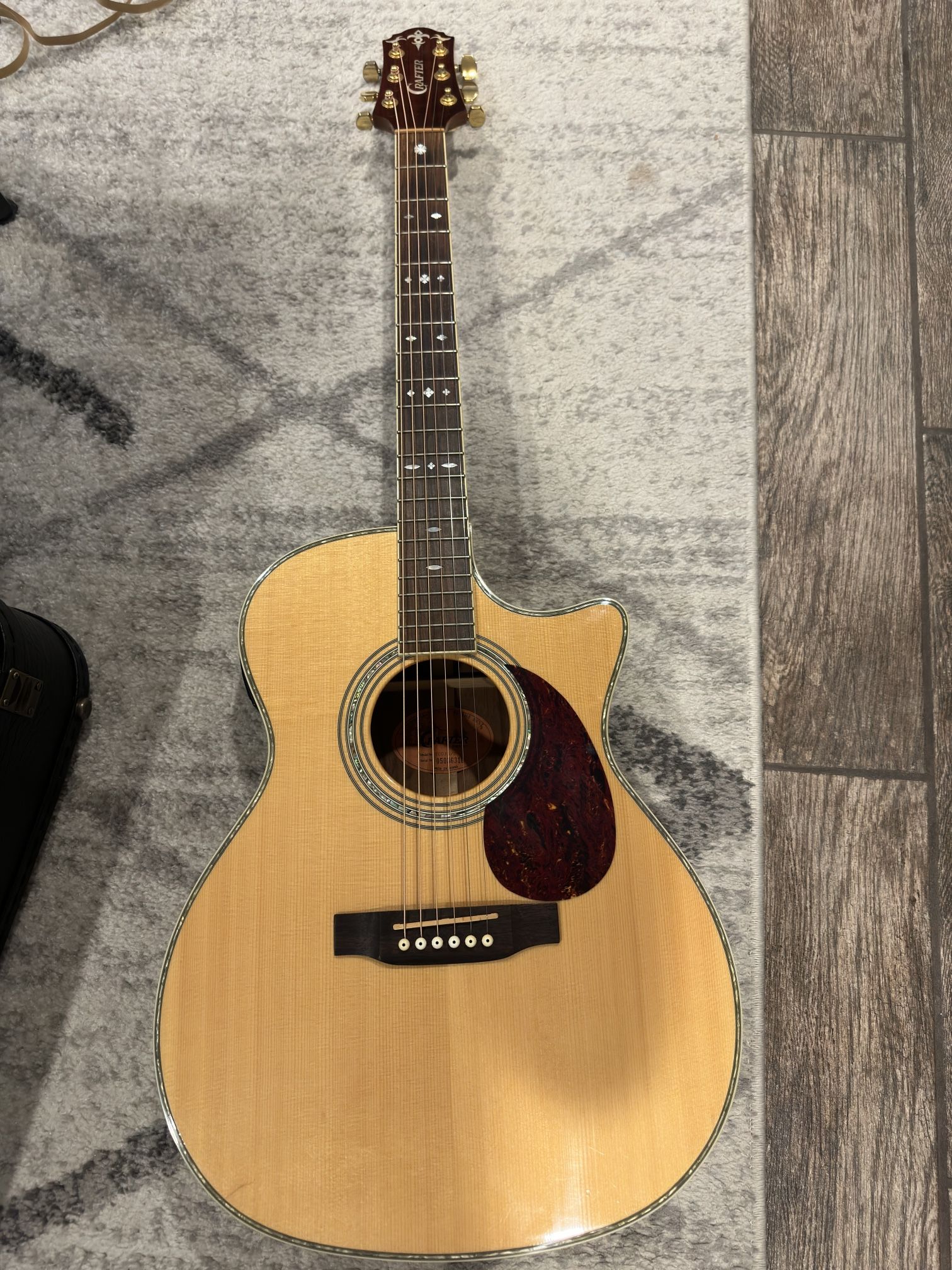 Crafter TC035/N acoustic electric guitar