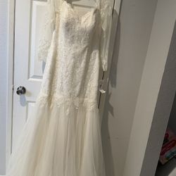 Brand New David’s Bridal Wedding Dress