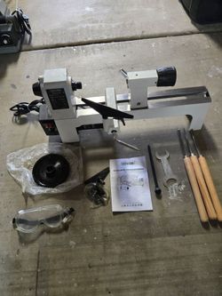 Wood Lathe:  UOKRR MC330 8"X12" Bariable Speed Benchtop Wood Lathe with accessories