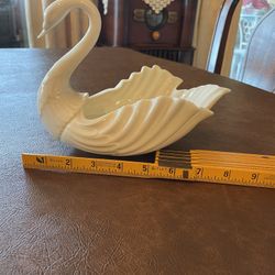 Vintage Estate LENOX Swan…USA