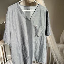 Figs Leon Three Pockets Scrub Top Mens Graphite XXL Short Sleeve TM3000 Gray