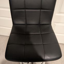 4 Black Bar Stool