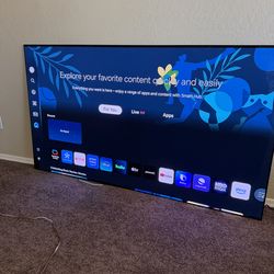 SAMSUNG QLED 72 inch TV