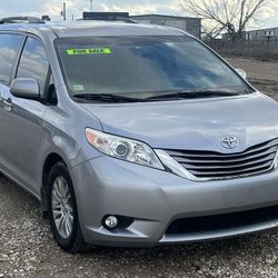 2015 Toyota Sienna