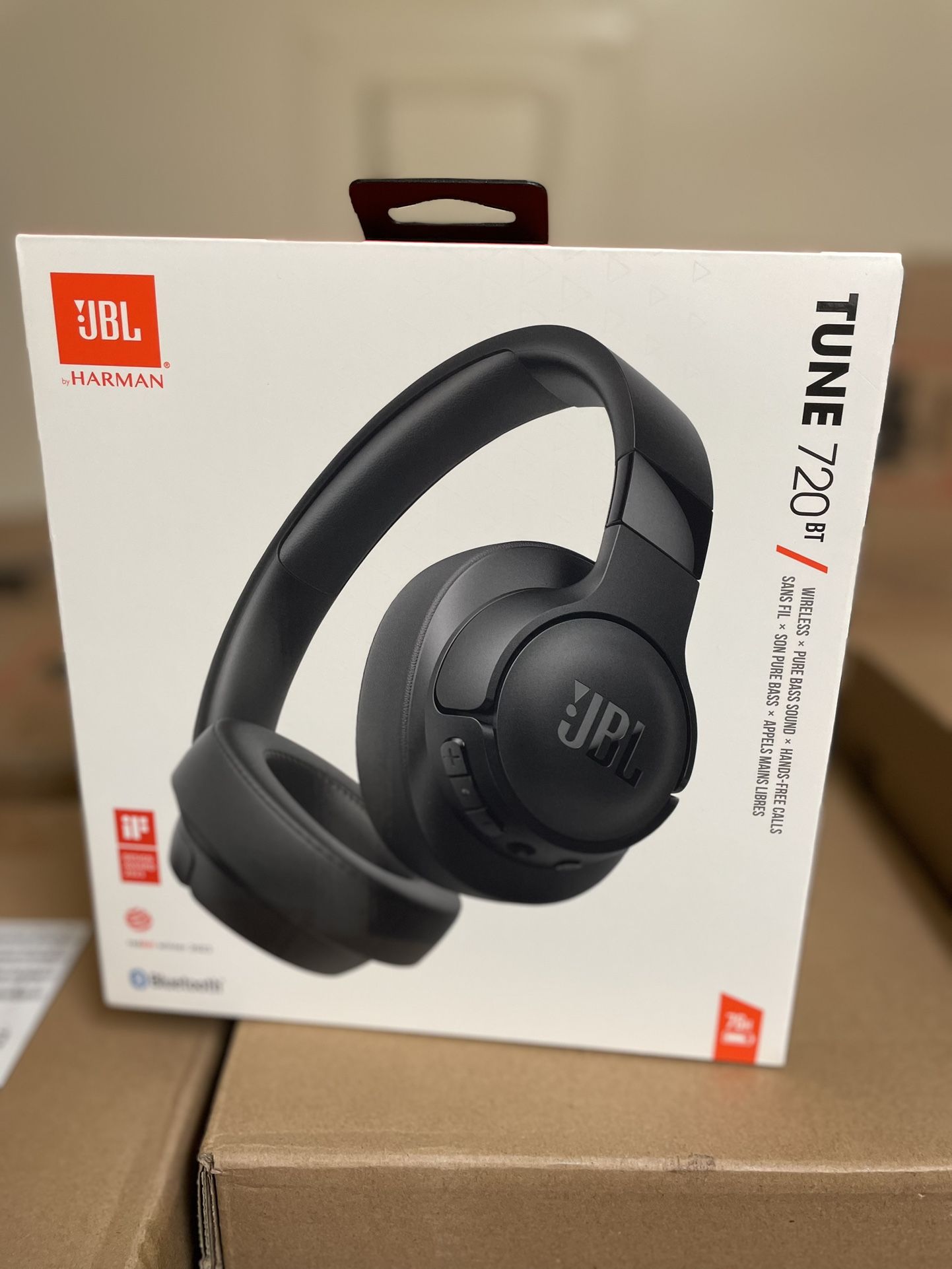 JBL Tune 720BT - Wireless Over-Ear Headphones with JBL Pure Bass Sound, Bluetooth 5.3, Up to 76H Bat