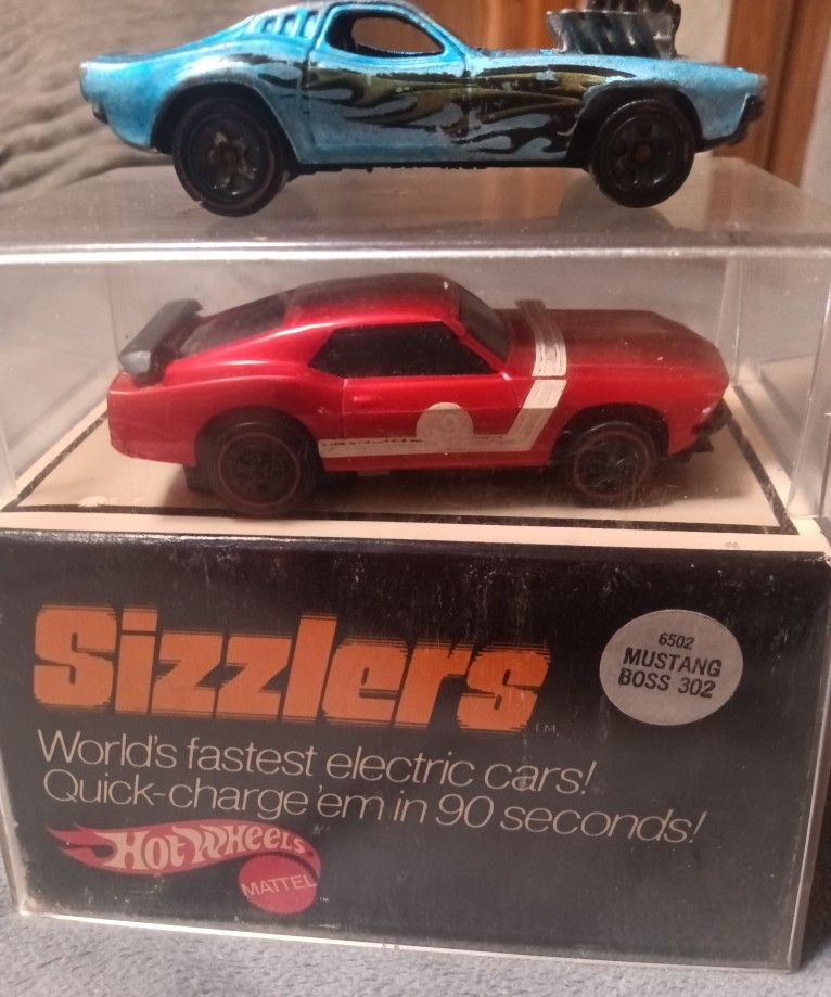 Hot wheels Redlines Sizzler / Rodger Dodger