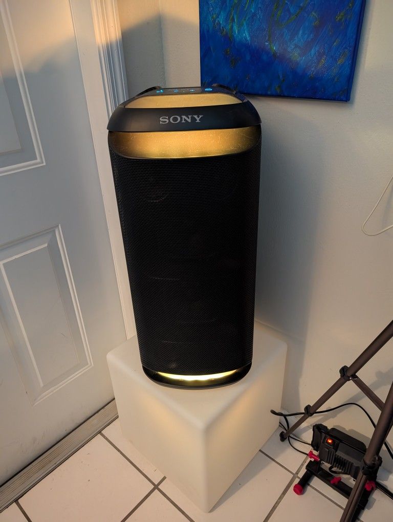 Sony SRS XV800 Speaker