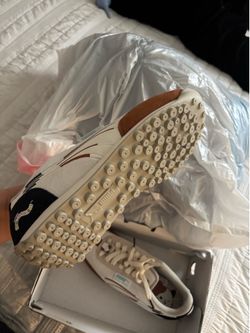 Women clothes, plus new shoes puma!