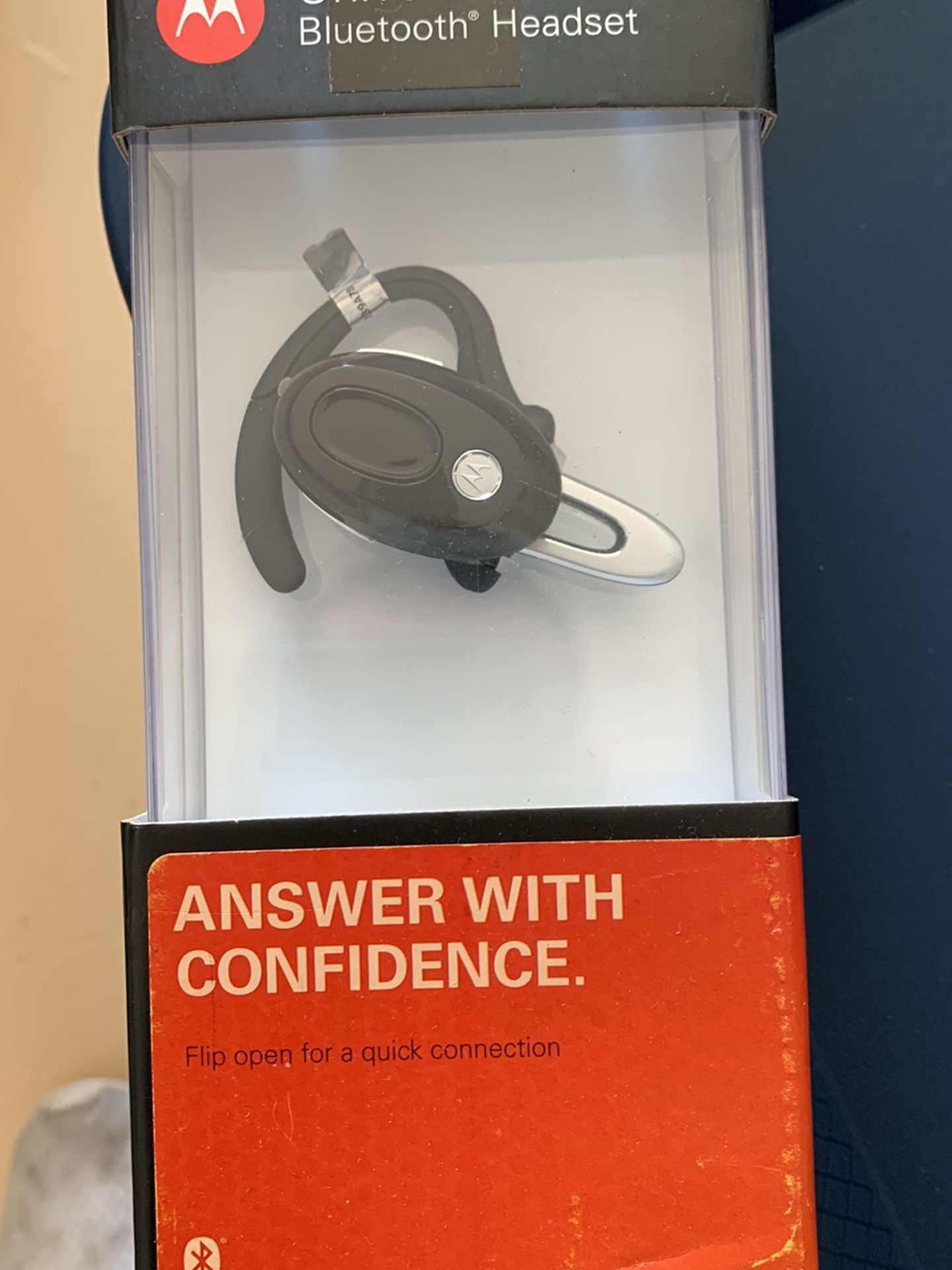 Universal Bluetooth Headset