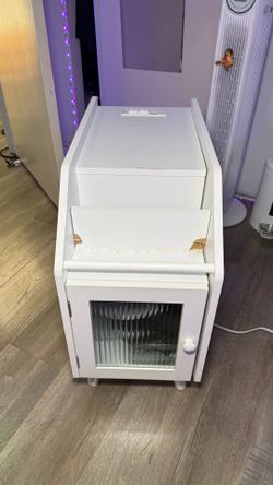 White Smart Nightstand / Bedside Table with Charging Station