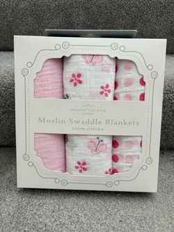 BRAND NEW Manhattan Kids Muslin Swaddle Blankets - Pink, Set of 3
