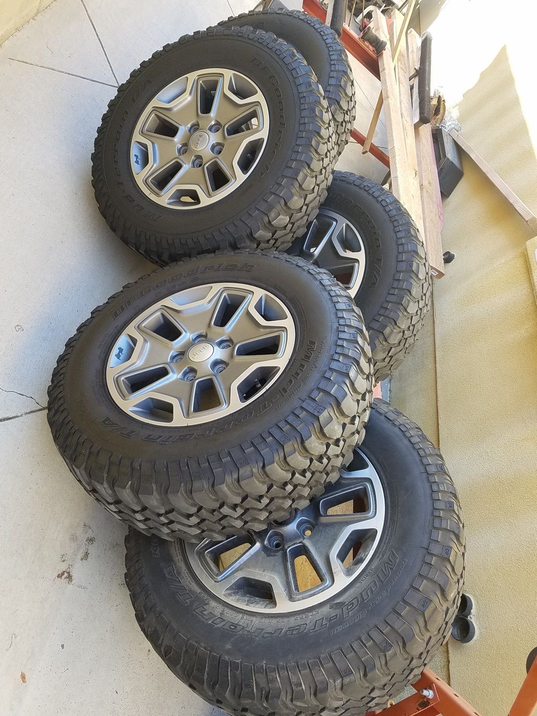 Jeep Rubicon Wheels and Tires