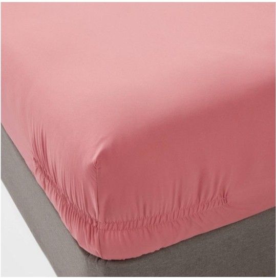 4pk Solid Microfiber Fitted Sheet - Room Essentials™