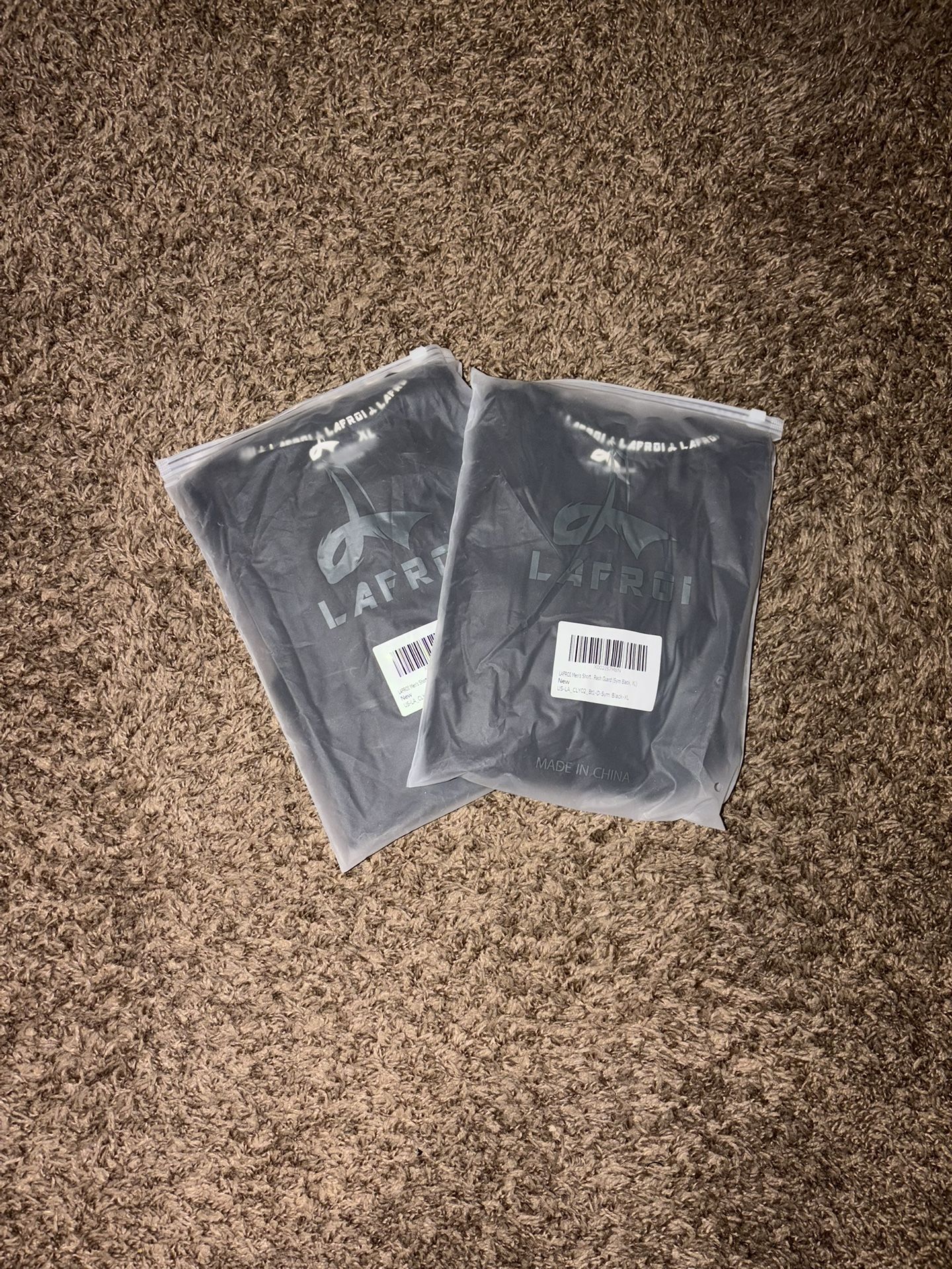 (BRAND NEW/XL) ELITE RASH GUARD
