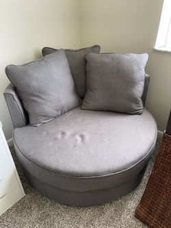 Round 45” Wide Chair And A Half/Loveseat