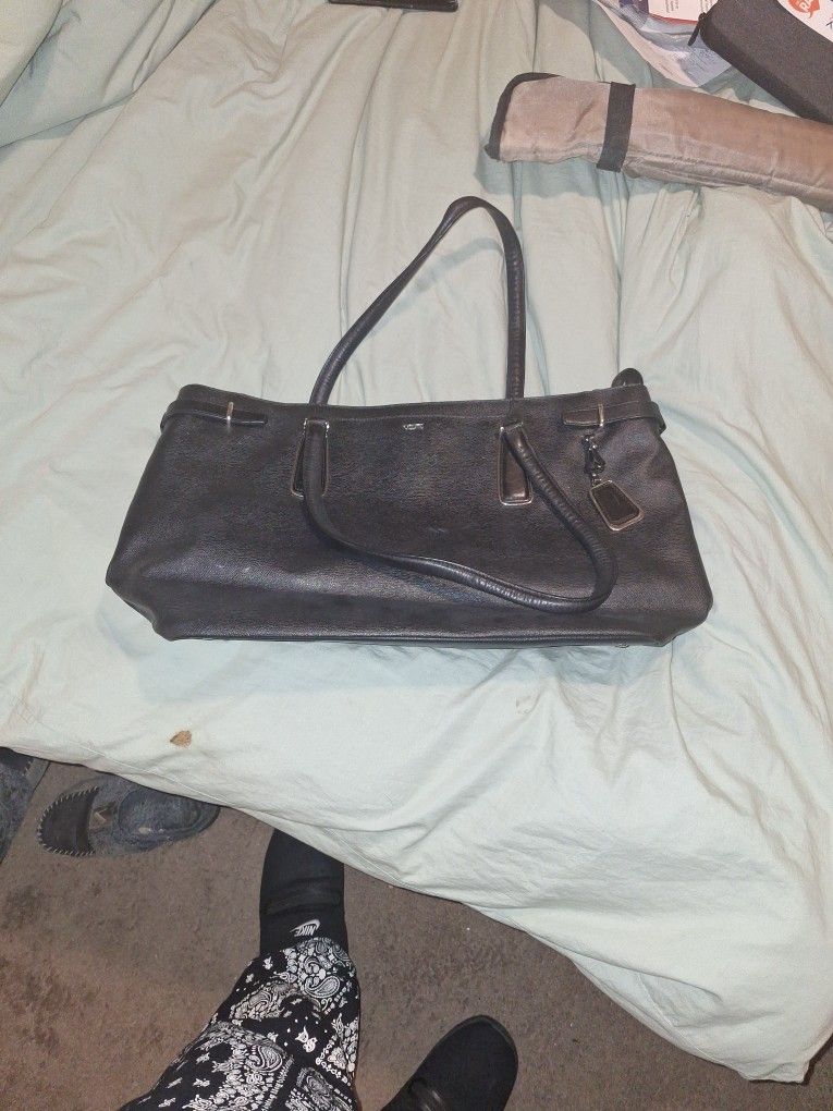 Tumi Voyager Leather Travel Bag With RFID Protection And Unique Serial Number/bar Code