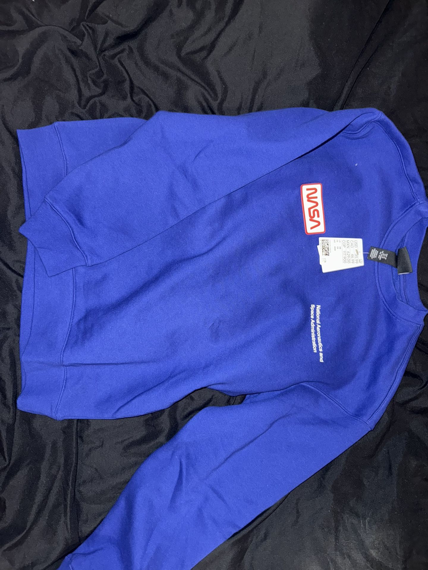 Xs Men’s NASA hoodie