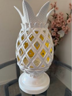Vintage (Harry Slatkin) ceramic pineapple luminary candle holder