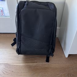 Nomatic Backpack 