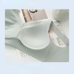 Women's Lace Wireless Bra - Style 203, B Cup, Seamless Lace Trim, 3-Row Hook, Brand New