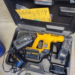 Bostitch Roofing Nail 20 Volts