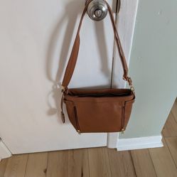 Purse Has Holster In Front