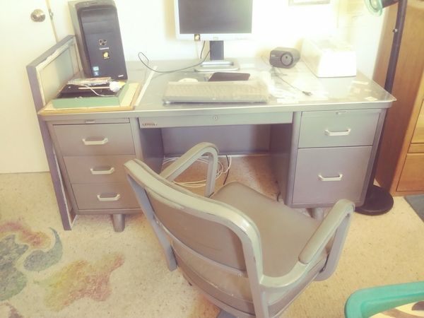Mid Century Devon Tanker Desk For Sale In Desert Hot Springs Ca