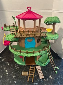 Li'l Woodzeez Tree House Playset Calico Critters Dollhouse Excellent Condition