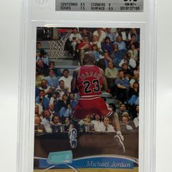 1997-98 STADIUM CLUB #118 MICHAEL JORDAN Beckett 8.5