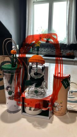 Starbucks snoopy