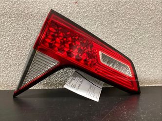 2016 2017 2018 LEFT Honda HRV Inner Tail Light Used OEM