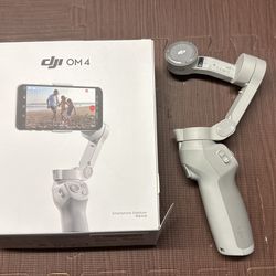 Dji Om4 Smartphone Stabilizer / Gimbal