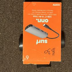 Surf On. USB-c 8in 1 Docking Station New