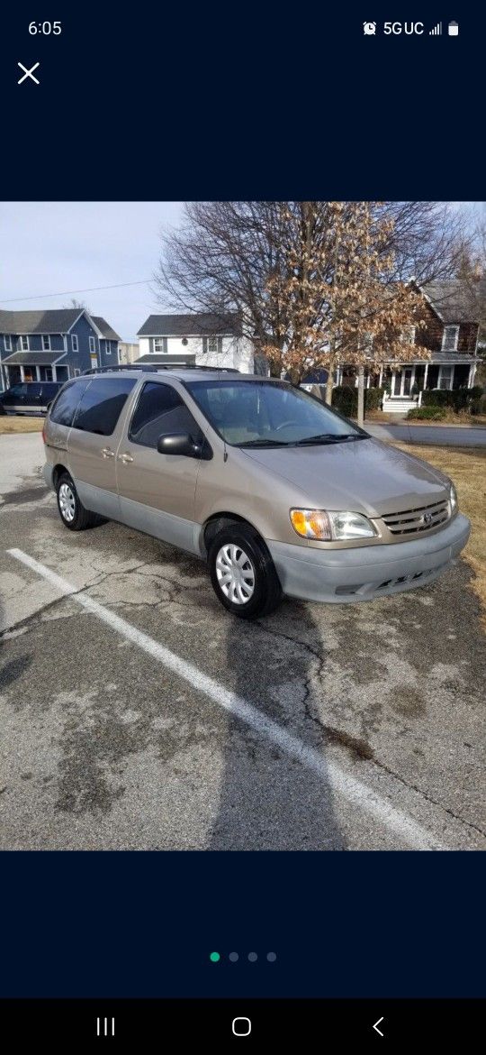 2002 Toyota Sienna