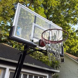 Spalding Basketball Hoop