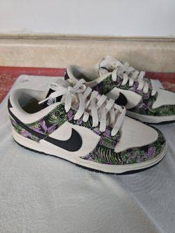 Nike Dunk Low Floral Low-Top Sneakers