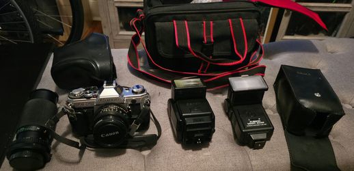 Canon AE-1 film SLR Camera kit